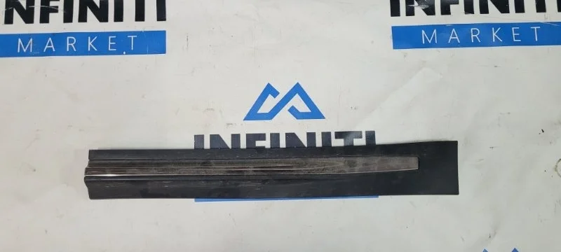 Молдинг двери нижний задний левый INFINITI QX70