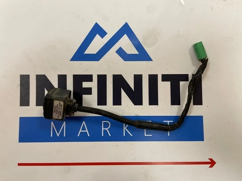 Камера зеркала INFINITI Patrol Y62