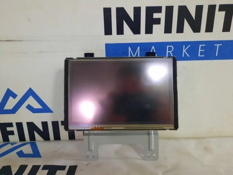 Дисплей информационный (монитор) передний INFINITI