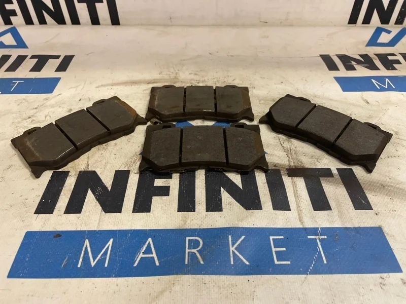 Колодки тормозные передние INFINITI QX70 S51