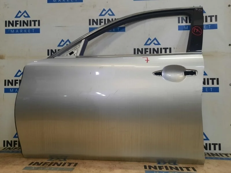 Дверь передняя левая INFINITI Q70 Y51