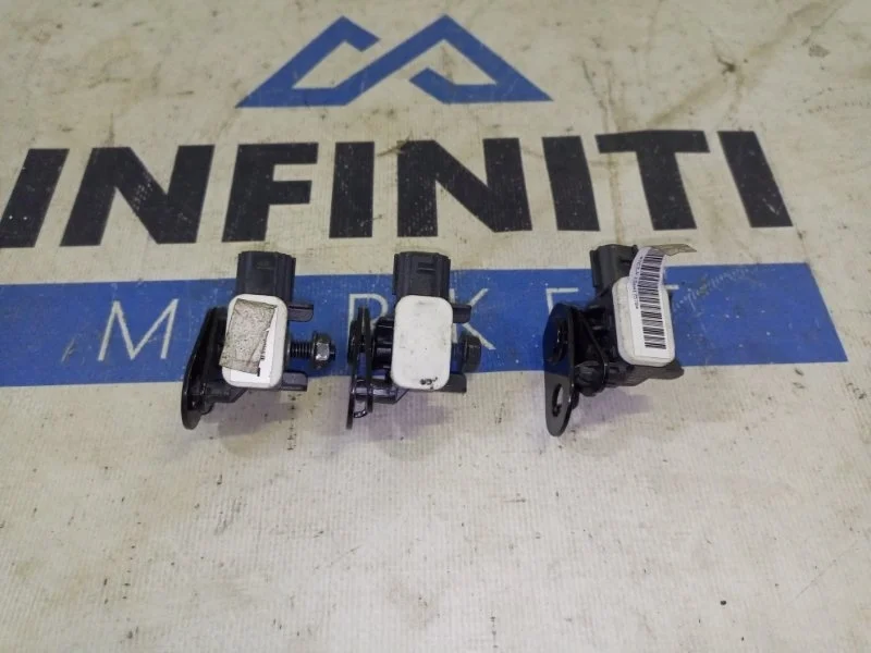 Датчик удара подушки безопасности AirBag передний