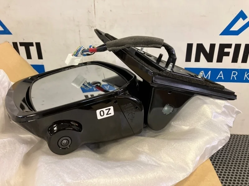 Зеркало заднего вида переднее левое INFINITI QX80