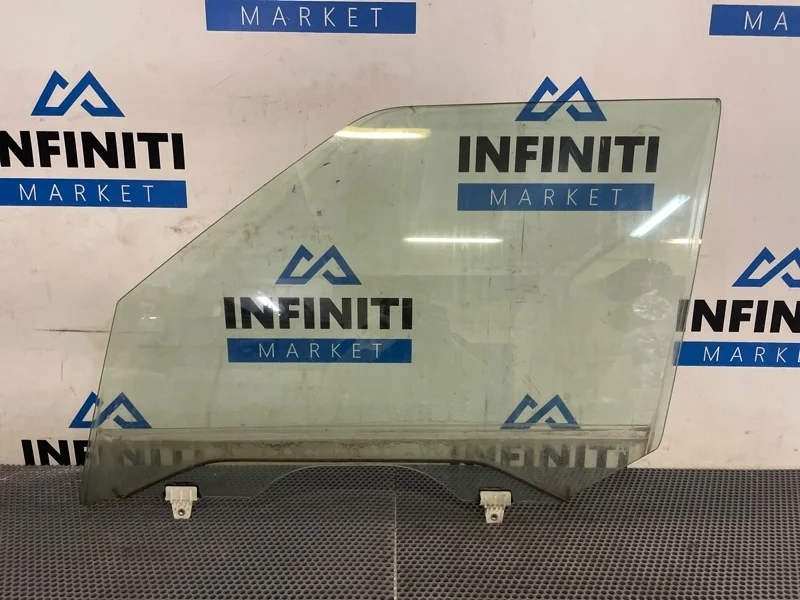 Стекло двери переднее левое INFINITI QX80 Z62