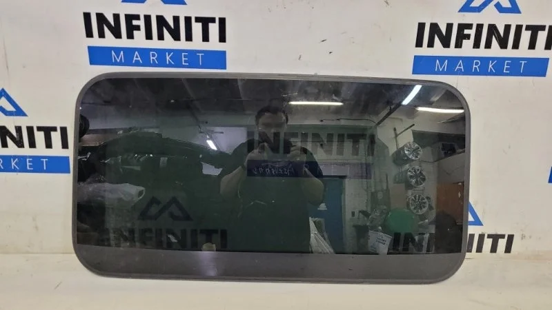 Стекло люка INFINITI QX70 S51