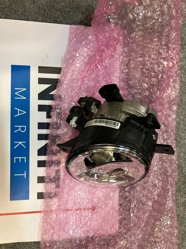 Фара противотуманная ПТФ передняя правая INFINITI