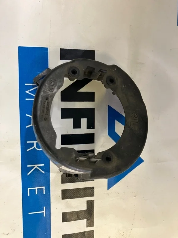 Кронштейн ПТФ передний левый NISSAN PATHFINDER R51