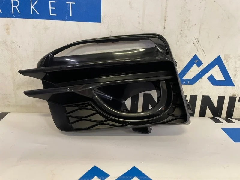 Накладка ПТФ окантовка противотуманки передняя