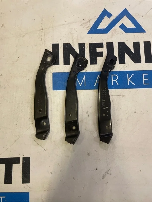 Кронштейн бампера передний правый INFINITI G35 V36