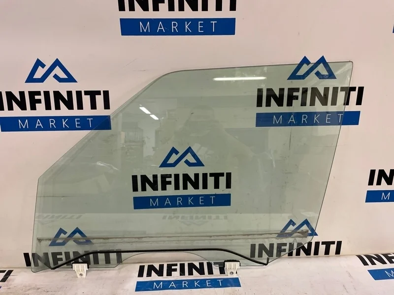 Стекло двери переднее левое INFINITI QX80 Z62