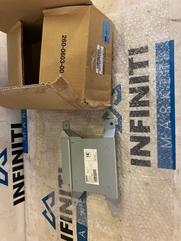 Блок управления камерами (блок камер) INFINITI