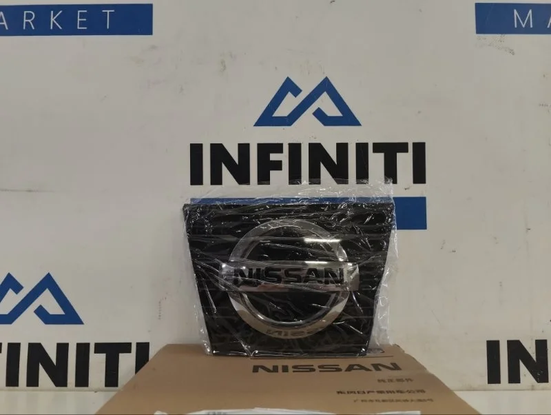 Эмблема шильдик знак решетки радиатора INFINITI