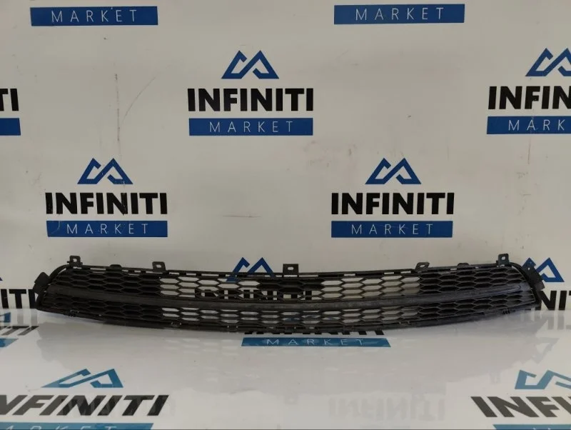 Решетка бампера нижняя INFINITI M37 Y51 2012