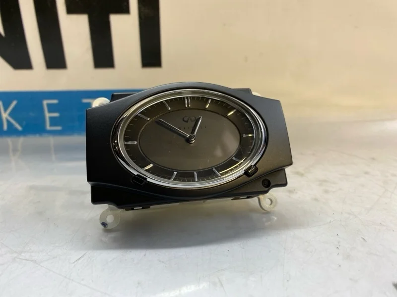 Часы INFINITI FX37 S51