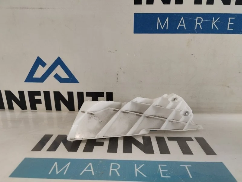 Кронштейн бампера верхний передний левый INFINITI