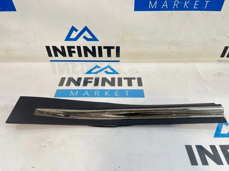 Молдинг двери нижний задний левый INFINITI QX70