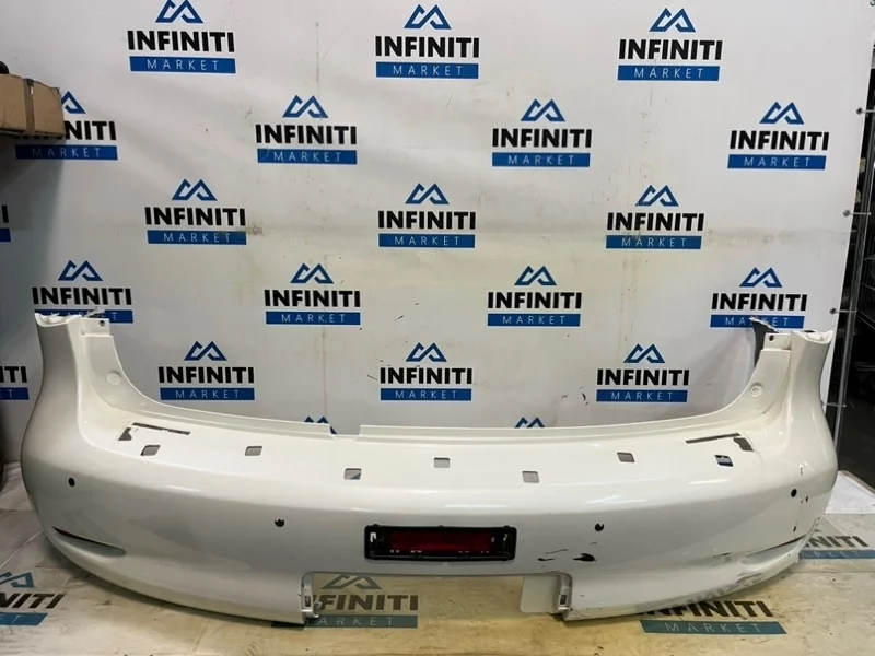 Бампер задний INFINITI QX80 Z62