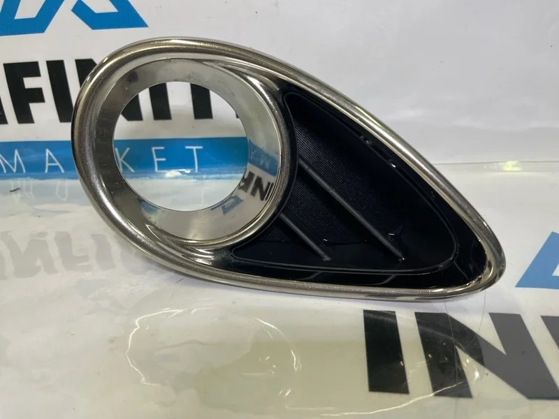 Накладка ПТФ окантовка противотуманки передняя