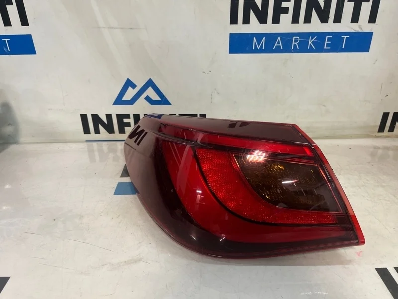 Фонарь в крыло задний левый INFINITI Q70 Y51 2017