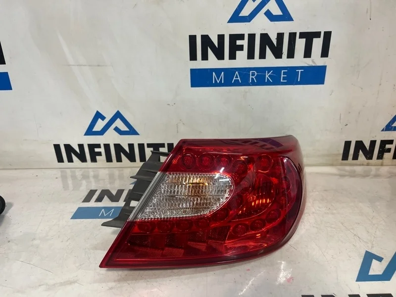 Фонарь в крыло задний правый INFINITI M37 Y51