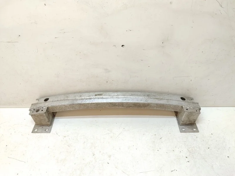 Усилитель бампера BMW X6 2014-2020 F16