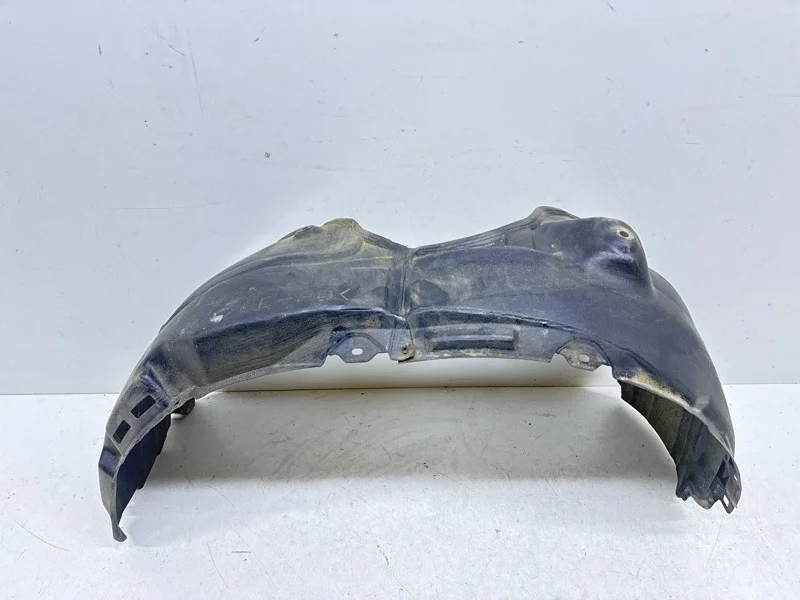 Подкрылок Toyota Camry 2011-2018 50