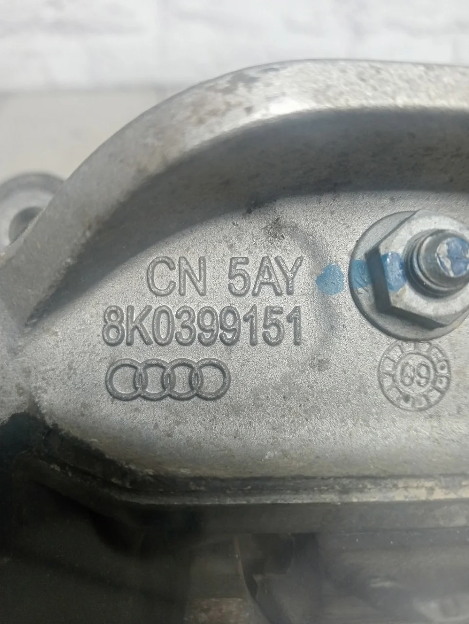 Опора кпп Audi A4 2007-2015 B8