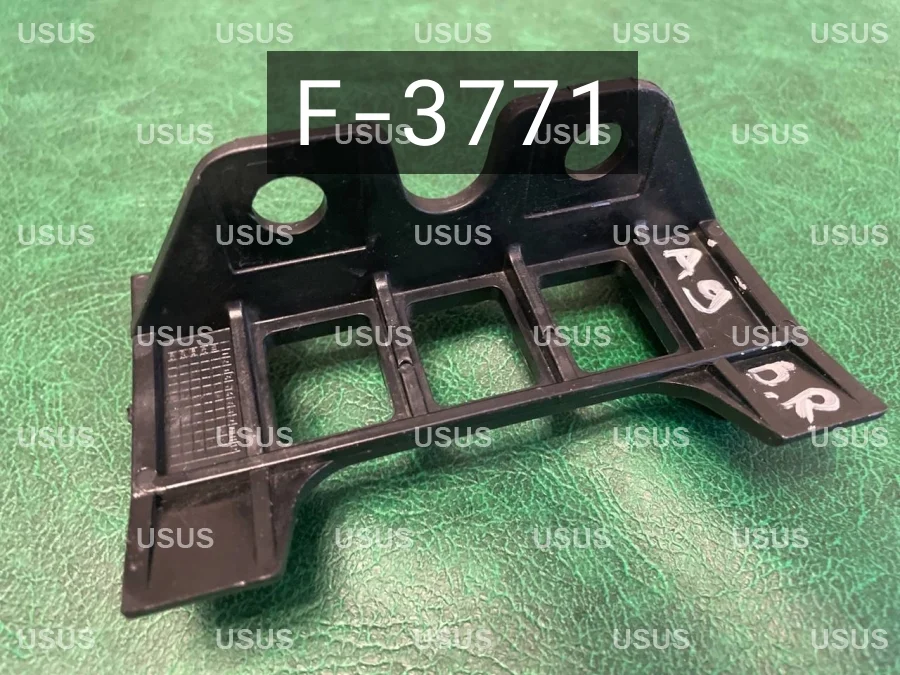 Крепление бампера заднее BMW БМВ E39 Е39 E38 Е38