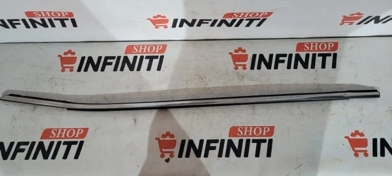 Молдинг двери центральный передний левый NISSAN