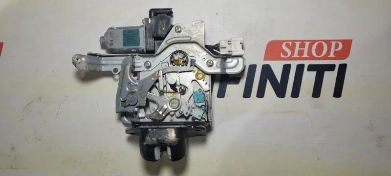 Замок крышки багажника (двери багажника, пятой