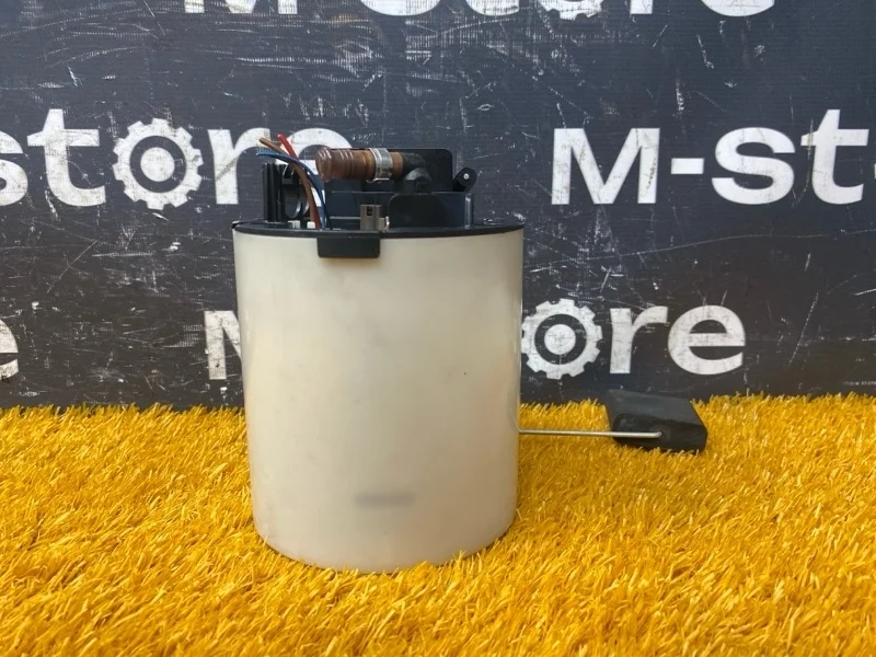 Бензонасос Mercedes-Benz Cls-Class 2006 A2114703094 W219 273.960