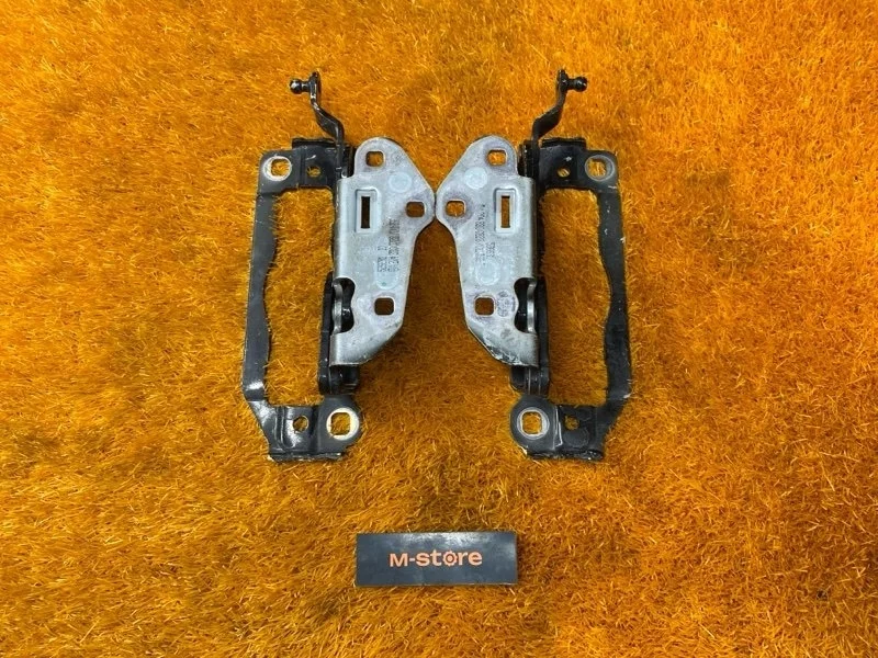 Петля капота Mercedes-Benz C-Class 2010 A2048800728 W204 271.860