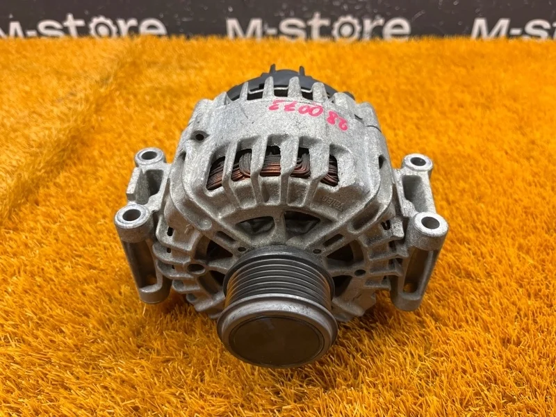 Генератор Audi Q3 2012 06J903023R 8U CPSA