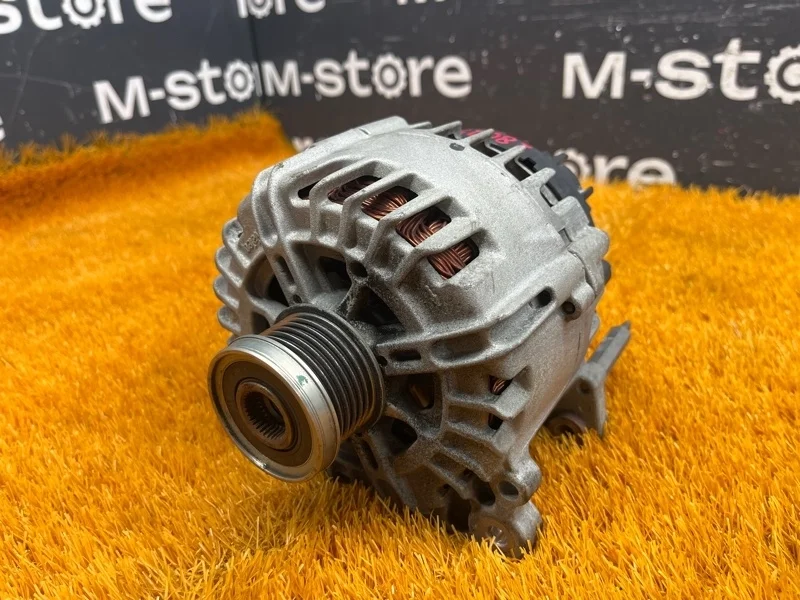 Генератор Volkswagen Passat 2012 03C903023T B7 CAX