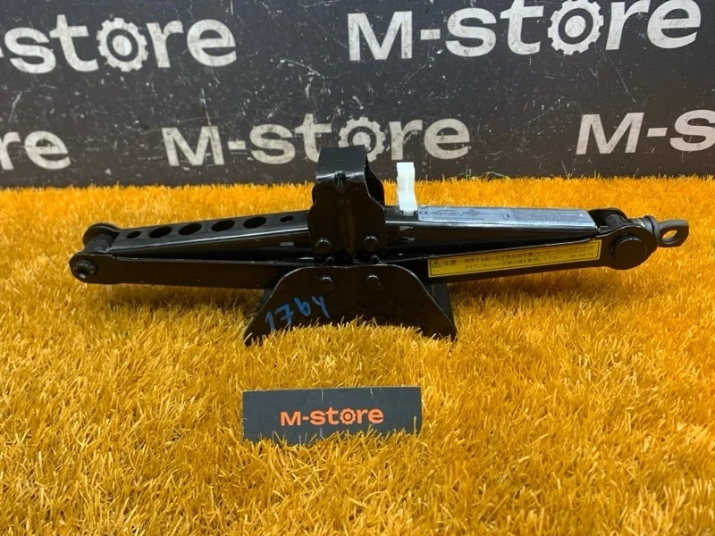 Домкрат Bmw X3 2006 71103403150 E83 M54B25 (256S5)