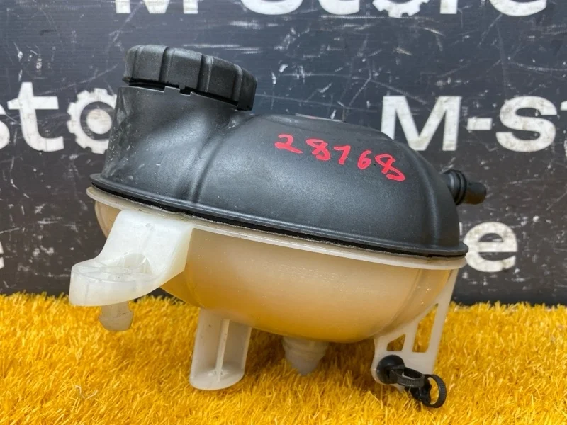 Бачок расширительный Mercedes-Benz C-Class 2014 A2055000049 W205 274.920