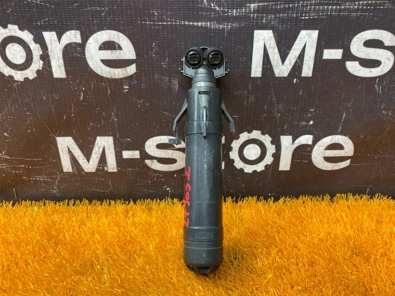 Форсунка омывателя фары Volkswagen Passat 2012 3AA955103 B7 CAX, левая