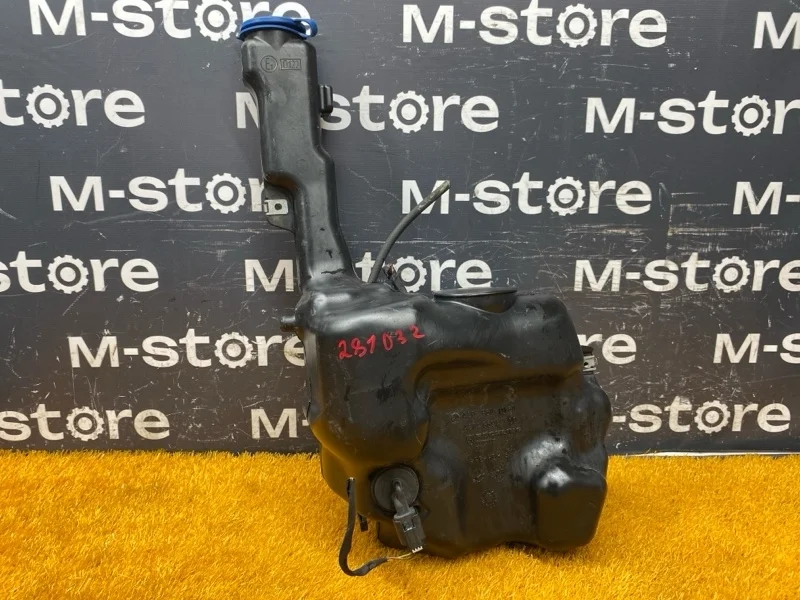 Бачок омывателя Mercedes-Benz C-Class 2010 A2048601960 W204 271.860