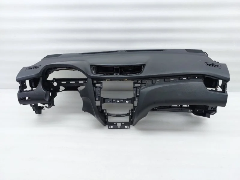 Торпедо Nissan Qashqai 2014 J11