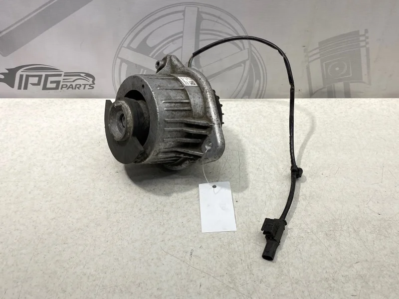 Подушка двигателя правая Mercedes-benz 2016 W222