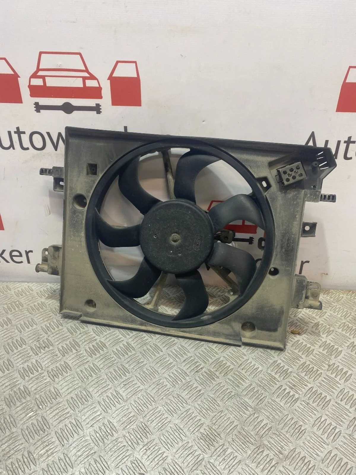 Вентилятор радиатора Renault Sandero Stepway II рестайлинг (2018—2022)