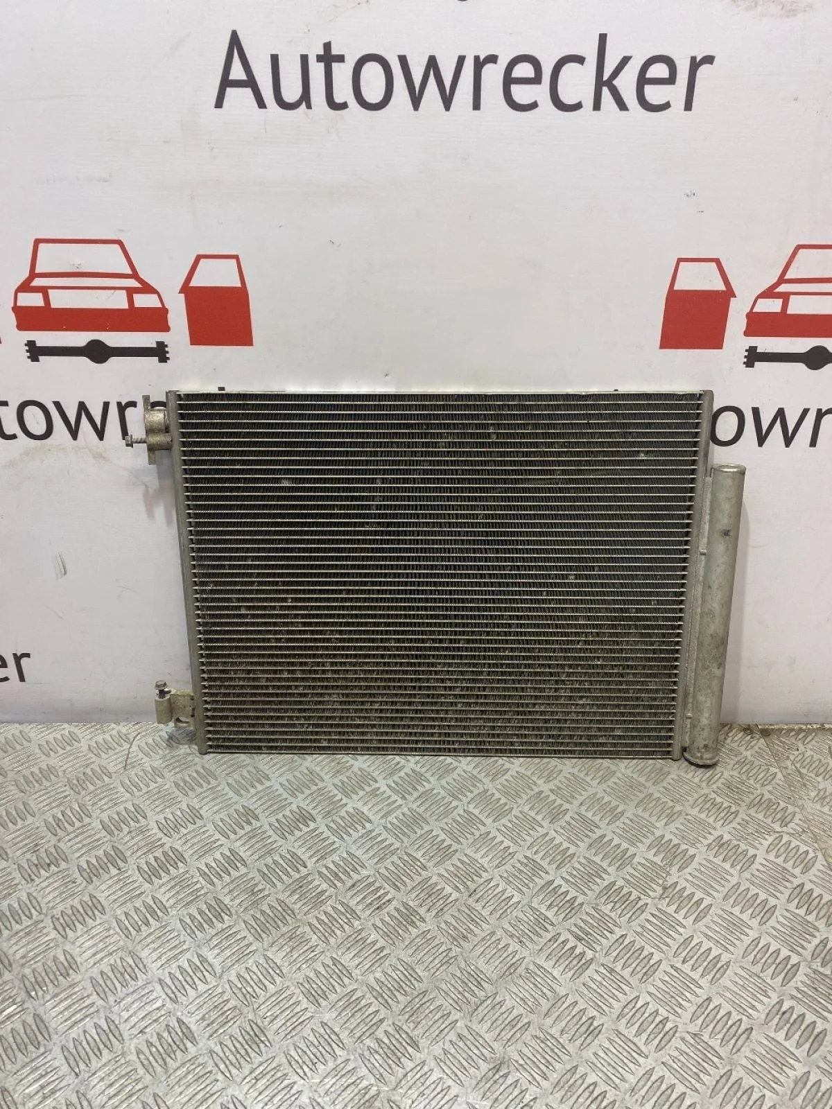 Радиатор кондиционера Renault Sandero Stepway II рестайлинг (2018—2022)