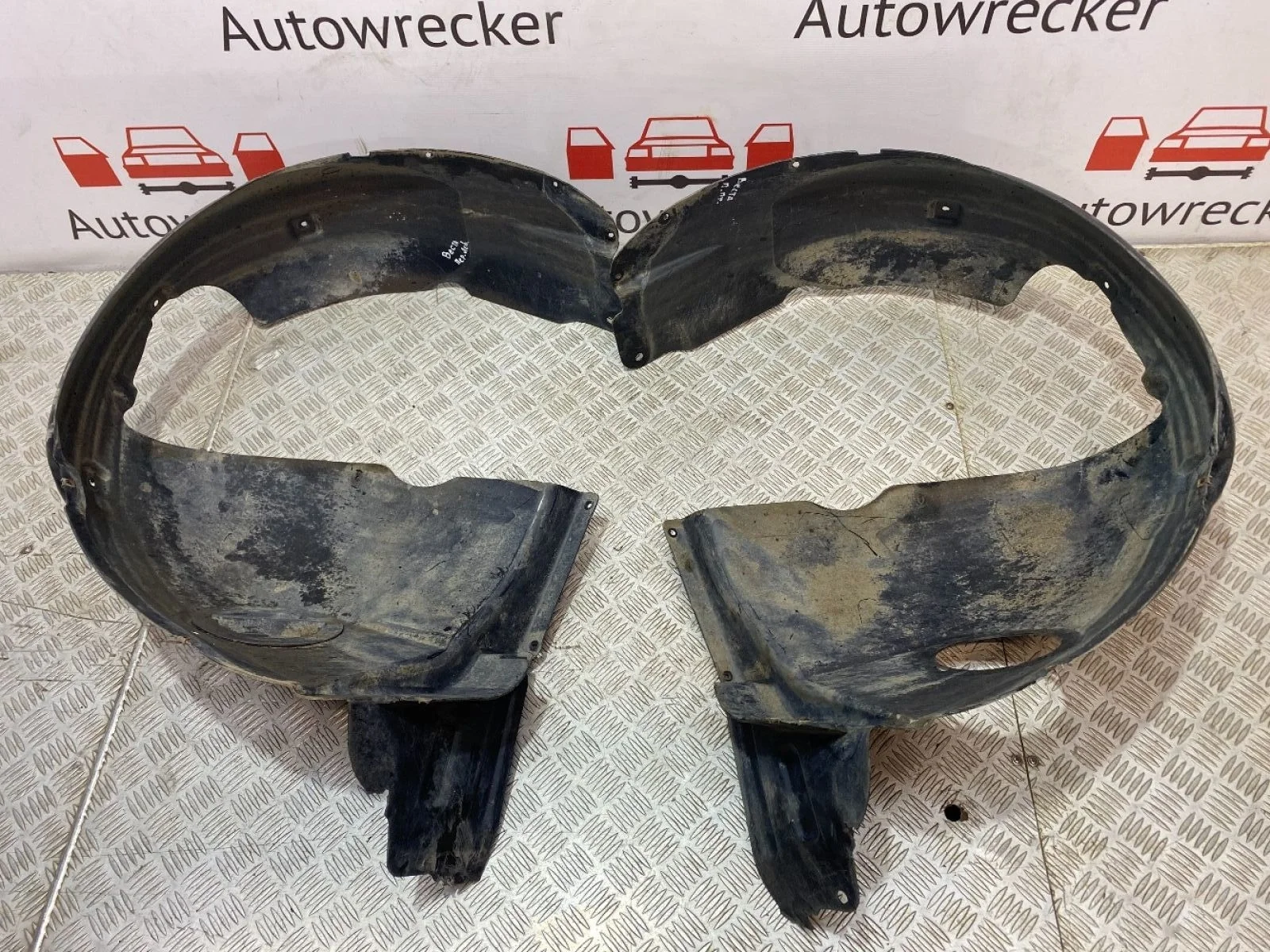 Подкрылок ВАЗ (LADA) Vesta I (2015—2023)