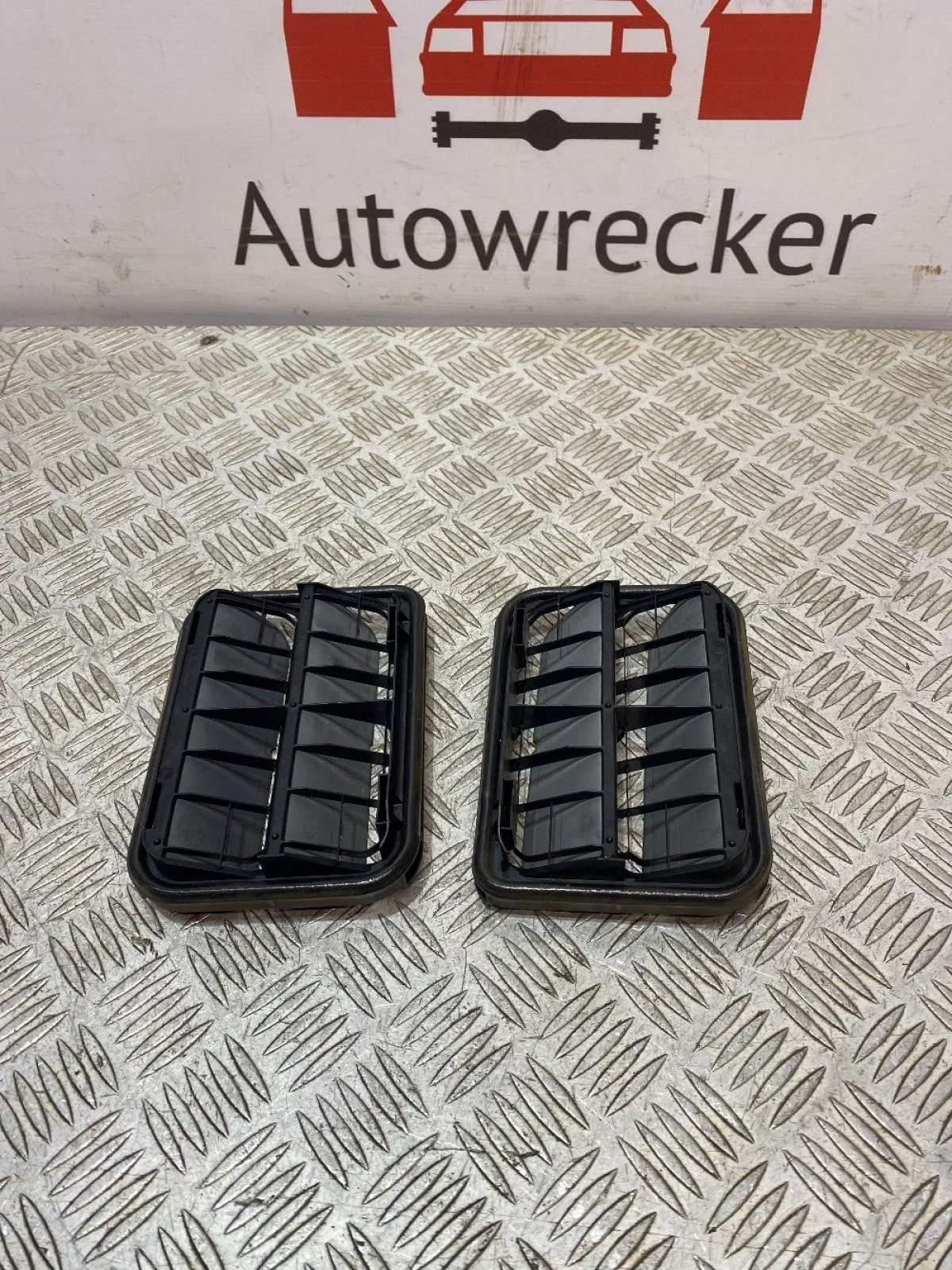 Решетка вентиляционная ВАЗ (LADA) Vesta I рестайлинг (2022—2025)