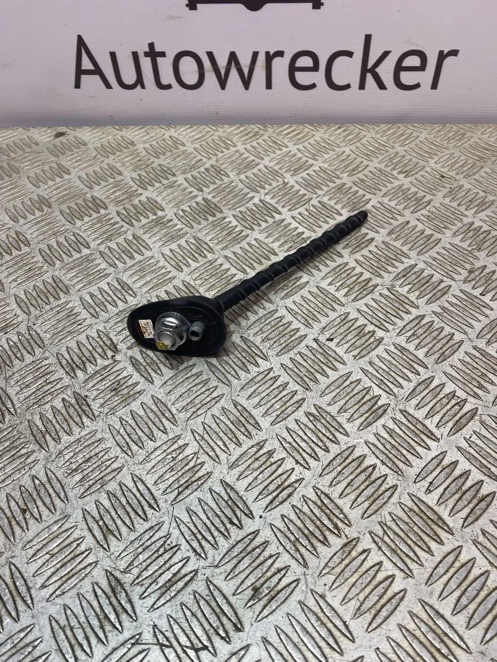 Антенна Hyundai Solaris I рестайлинг (2014—2017)