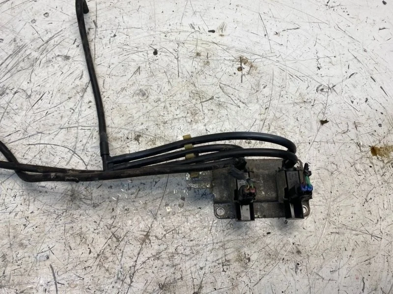 Клапан воздушный Ford Focus 2 5243591 QQDB