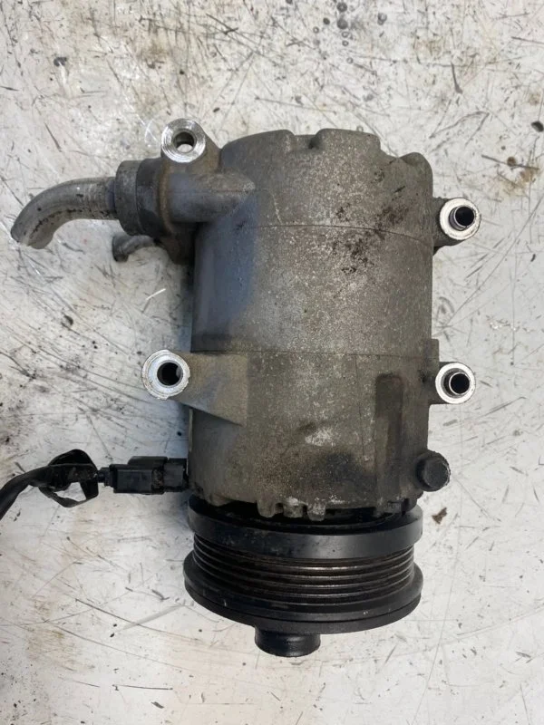 Компрессор кондиционера Ford C-MAX 1368905 QQDB