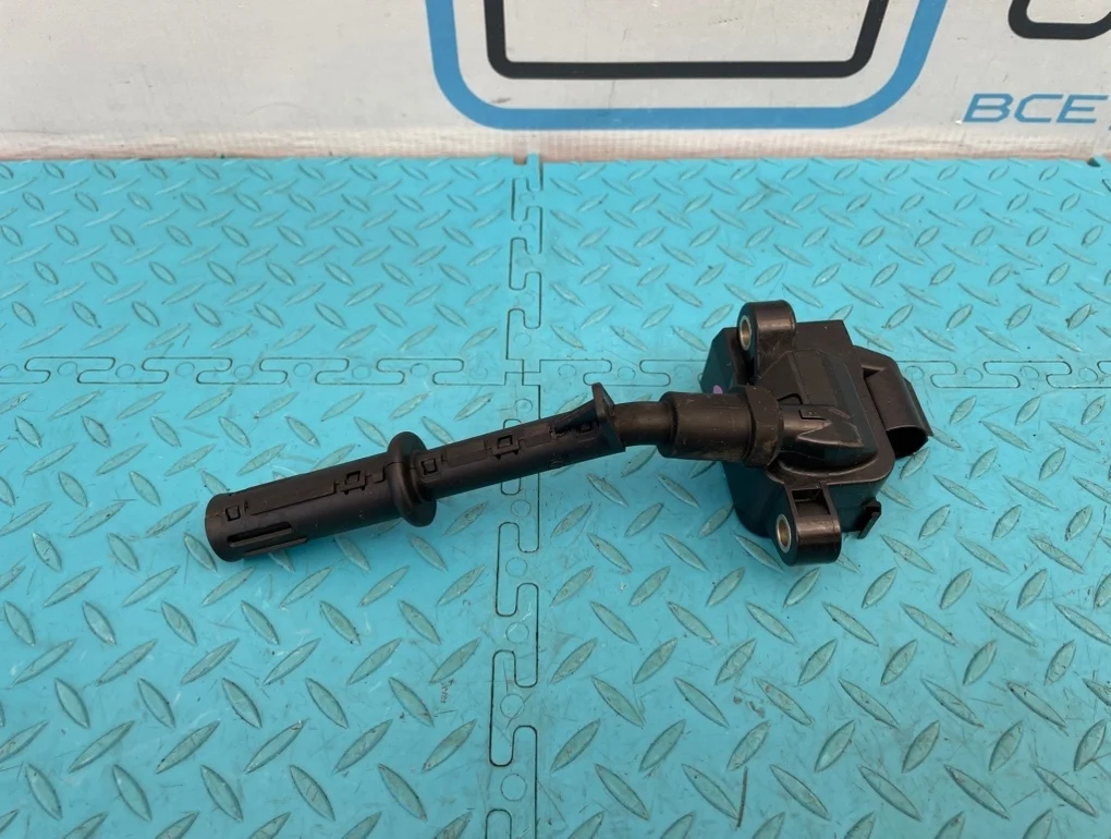 Катушка зажигания Mercedes-Benz S-Class 2013 A2769060260 W222 278.929 4.7