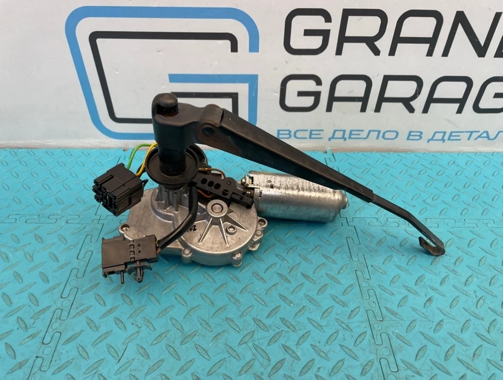 Моторчик стеклоочистителя Mercedes-Benz E-Class 1999 A2108201942 W210 112.941 3.2, задний