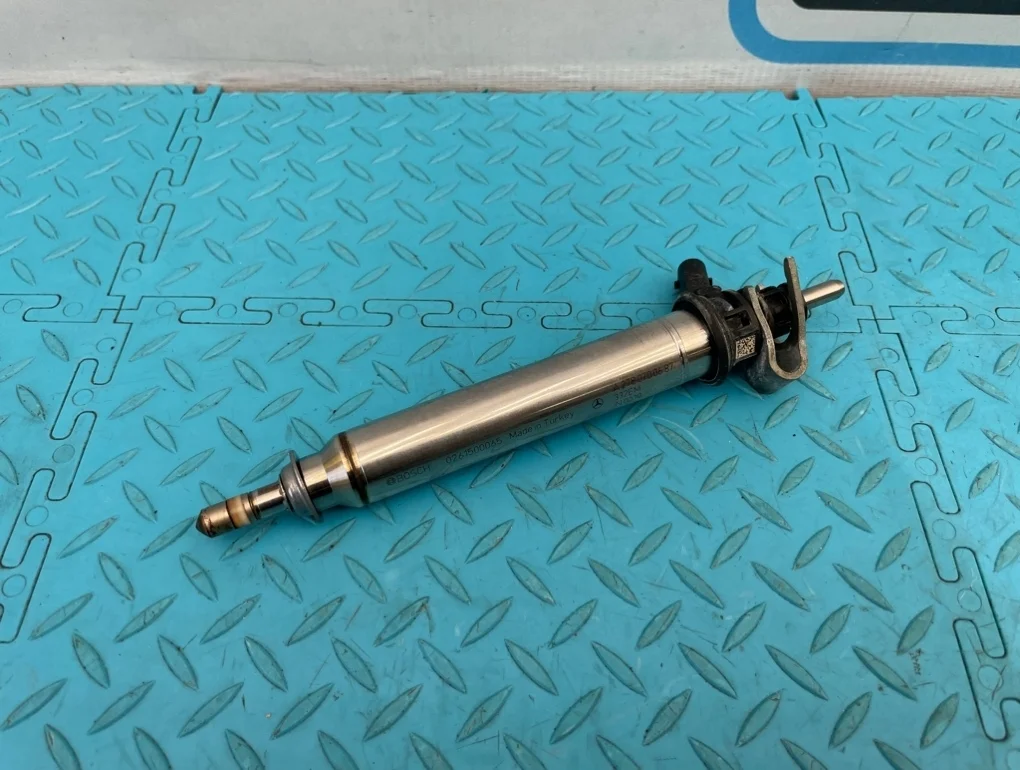 Форсунка топливная Mercedes-Benz S-Class 2013 A2780700687 W222 278.929 4.7